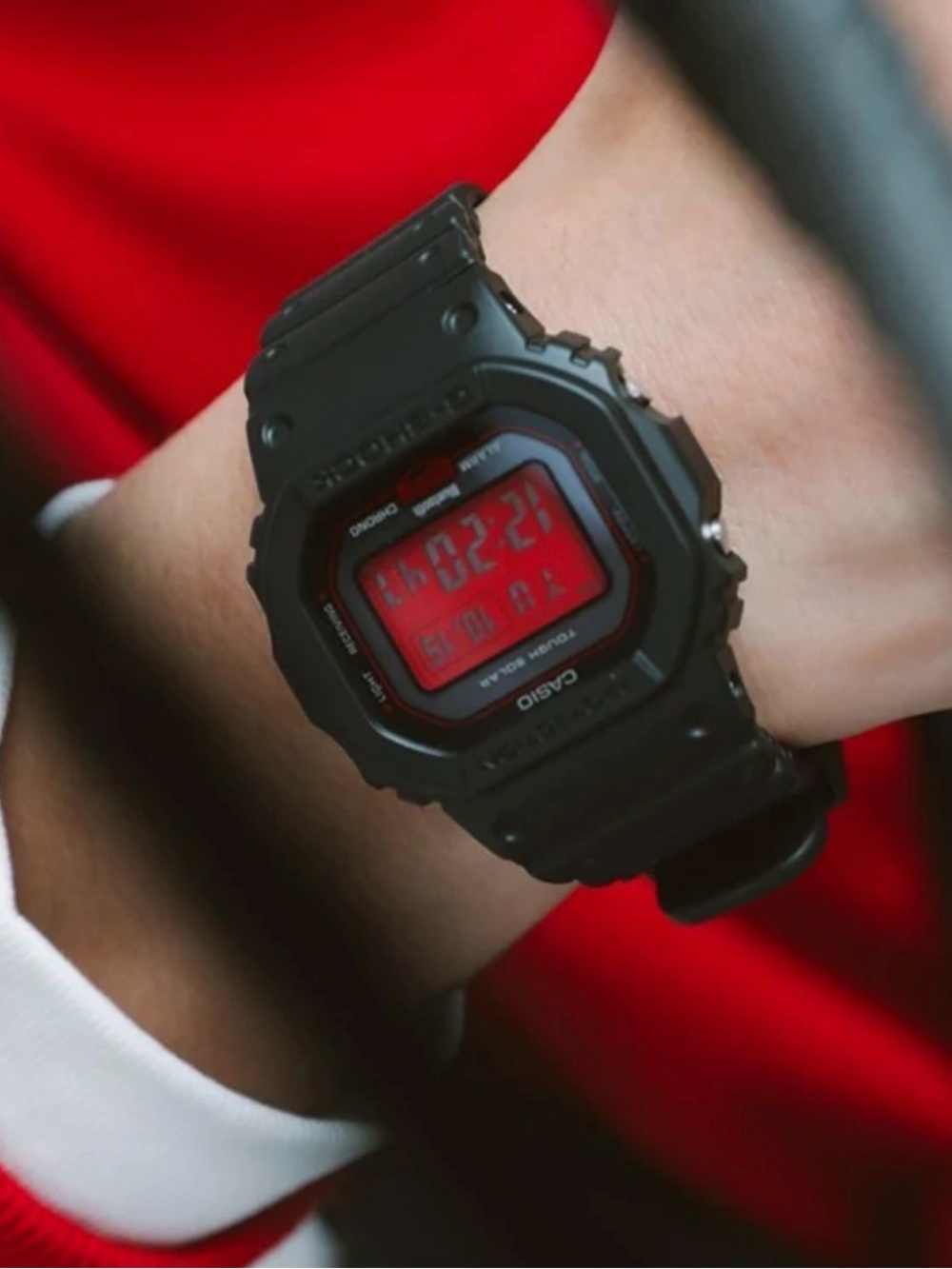 New🌟 Casio G-Shock
Black & Red GW-B5600AR-1 Solar Radio Men's Watch
